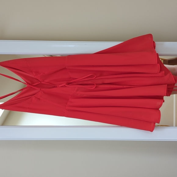 Express Coral Fit and Flare Romper - Picture 4 of 5
